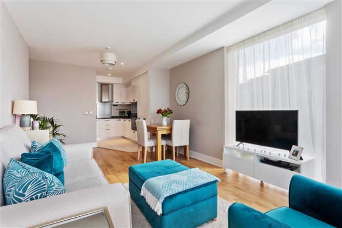 9 Larkspur Hall, Levmoss Park, The Gallops, Leopardstown, Dublin 18