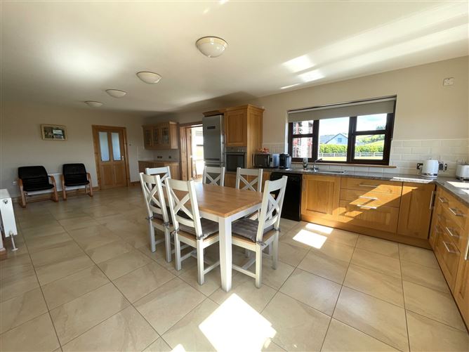 Ashtree House, Knockrooskey, Westport, Co. Mayo