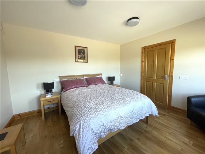 Ashtree House, Knockrooskey, Westport, Co. Mayo