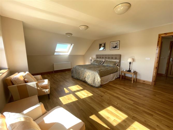 Ashtree House, Knockrooskey, Westport, Co. Mayo
