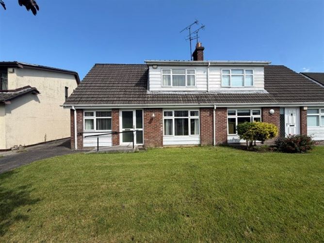 Photo 1 of 11 — 30 Ashgrove Lawns, Monaghan Town