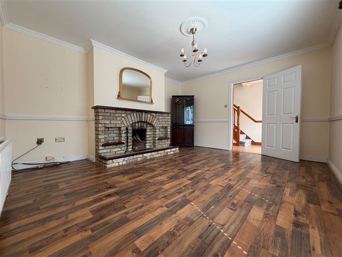 3 Park Lane, Main Street, Portarlington, Co. Laois.