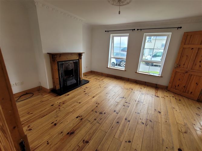 11 Sea View, Tullaghan, Leitrim