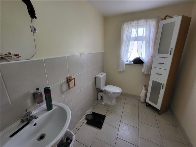 Sinnan Grange, Hillstreet, Roscommon