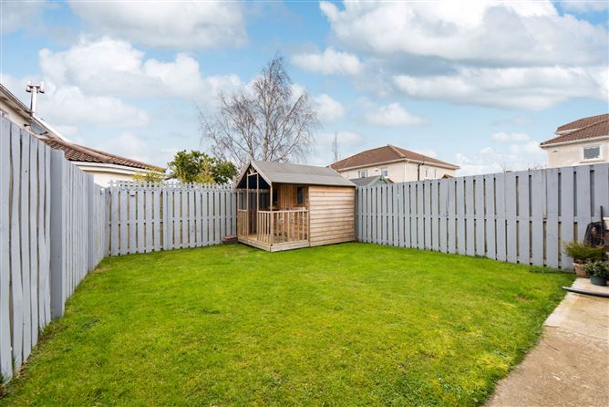 33 Woodstown Vale, Knocklyon, Dublin 16