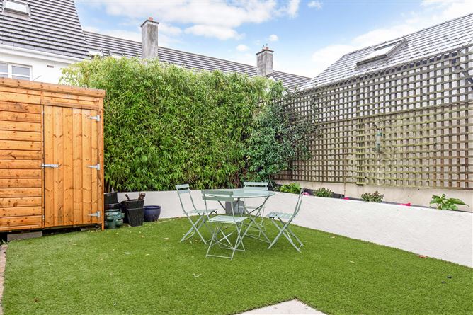 1 Seapoint Terrace , Irishtown,   Dublin 4