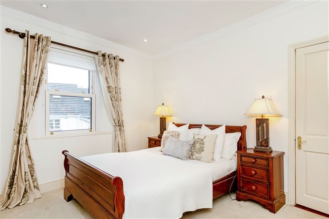 1 Seapoint Terrace , Irishtown,   Dublin 4