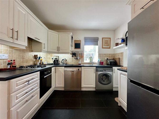 7 The Stable Yard, Foulksmills, Wexford