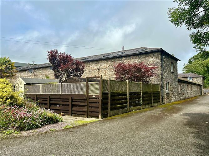 7 The Stable Yard, Foulksmills, Wexford
