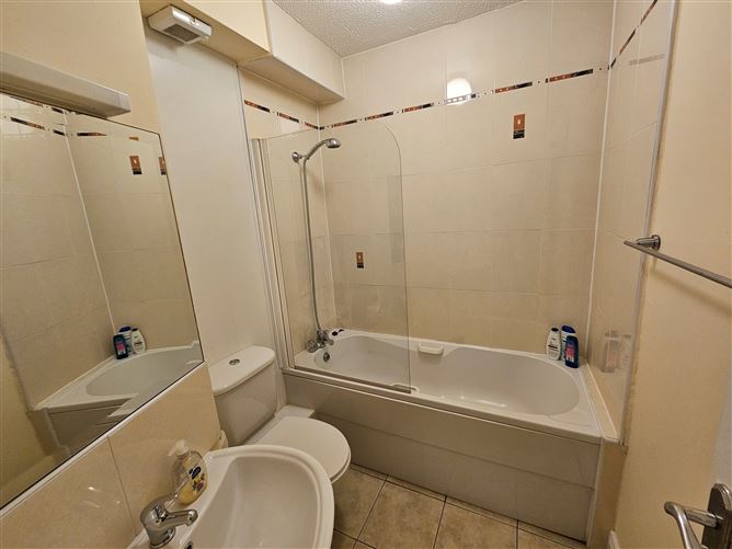 Apartment 4 Lombard Court, Clanbrassil Street Lower, South City Centre, Dublin 8