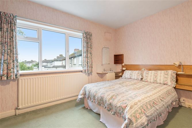 84 Whitehall Road West, Perrystown,   Dublin 12