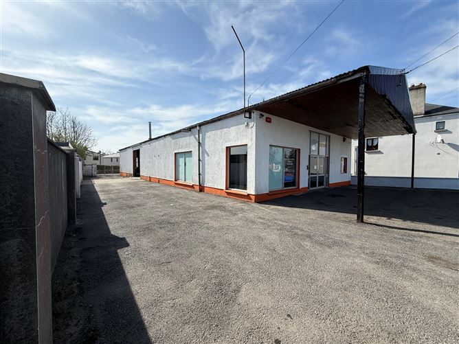 Blackfort, Newport Road, Castlebar, Co. Mayo