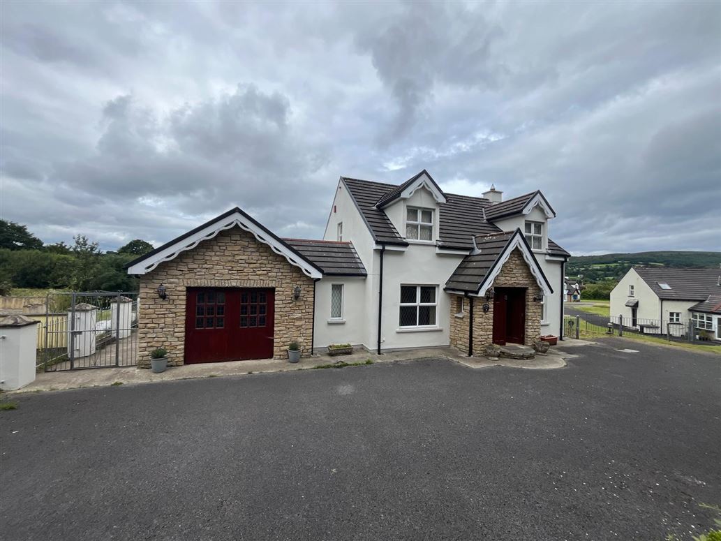 9  Wood Brook, Kinneagar, Rathmullan, Donegal