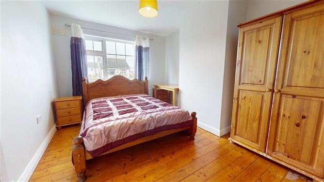 Photo 12 of 23 — 39 Manor Village, Westport Road, Castlebar, Co. Mayo
