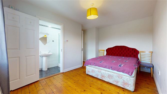 Photo 10 of 23 — 39 Manor Village, Westport Road, Castlebar, Co. Mayo