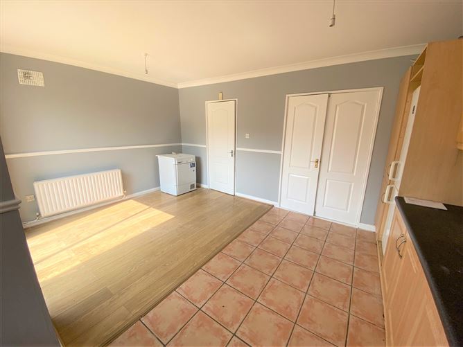 82 Huntstown Avenue, Clonsilla, Dublin 15