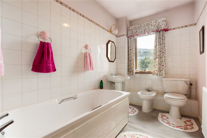 85 Lansdowne Village, Sandymount, Dublin 4