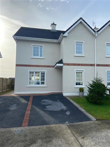 23 Esker Pines, Ballyhaunis, Mayo