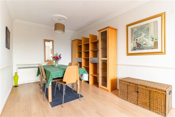 Apt 421, Galloping Green, Stillorgan Road, Blackrock, Co. Dublin