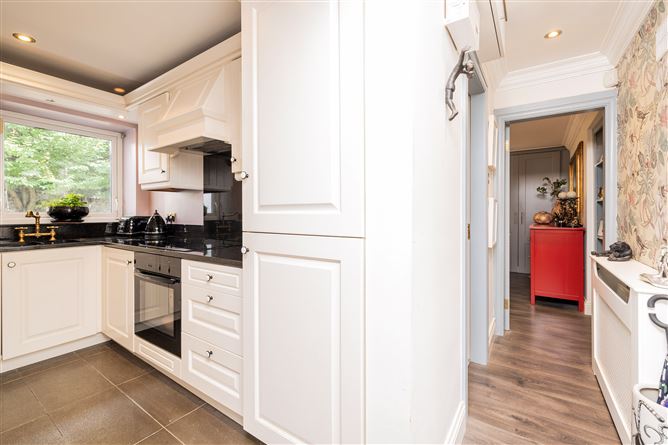 https://photos-a.propertyimages.ie/media/3/9/4/4954493/b315d083-5063-4b1e-8ea8-579730f807b5_l.jpg
