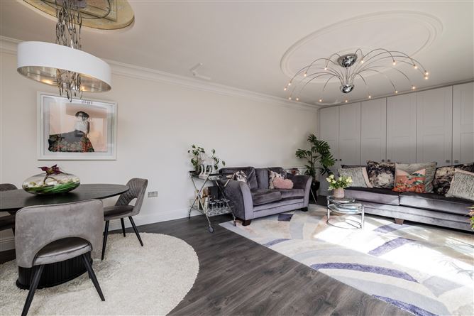 https://photos-a.propertyimages.ie/media/3/9/4/4954493/b315d083-5063-4b1e-8ea8-579730f807b5_l.jpg