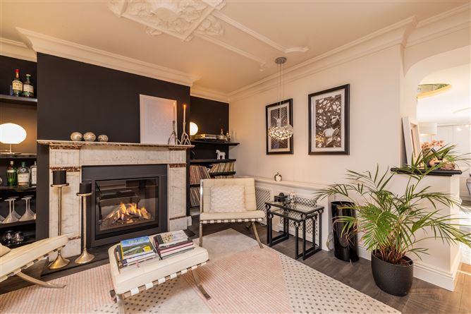 https://photos-a.propertyimages.ie/media/3/9/4/4954493/b315d083-5063-4b1e-8ea8-579730f807b5_l.jpg