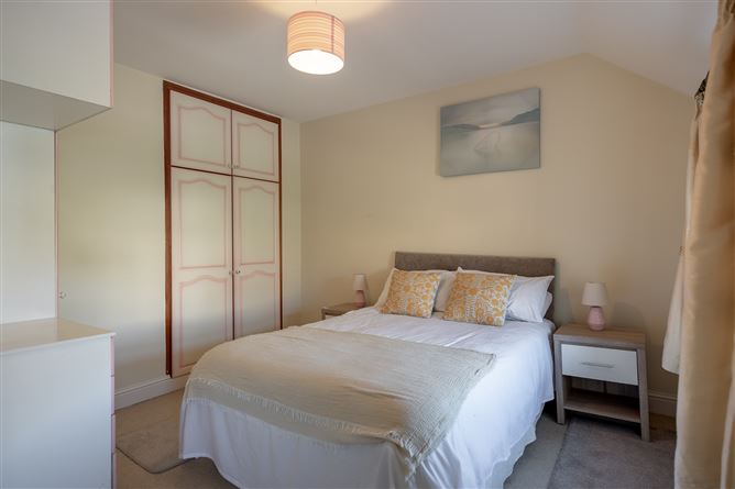 Ocean View, 133 The Wood, Dingle, Kerry