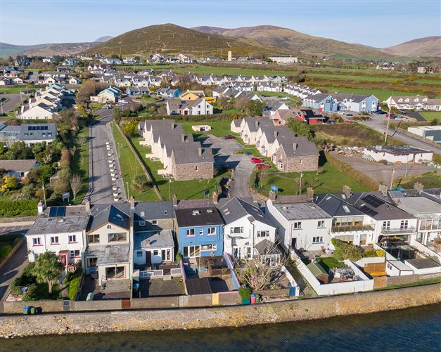 Ocean View, 133 The Wood, Dingle, Kerry