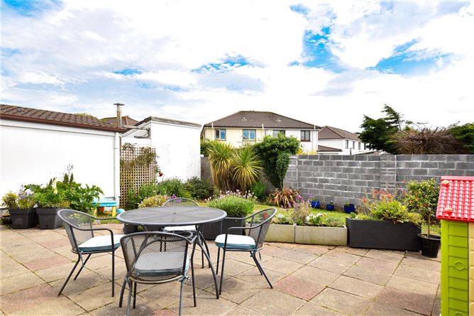 8 Ashleigh Grove, Ballymoneen Road, Knocknacarra, Galway