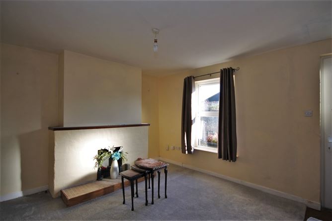 2 Bruce's Terrace, Upper Dargle Road, Bray, Co. Wicklow