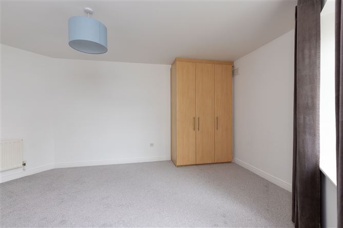 12 Liffey Glen, Liffey Valley Park, Lucan,   County Dublin