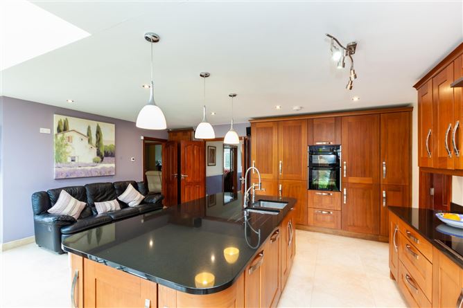 37 Luttrellstown Heights, Castleknock, Dublin 15