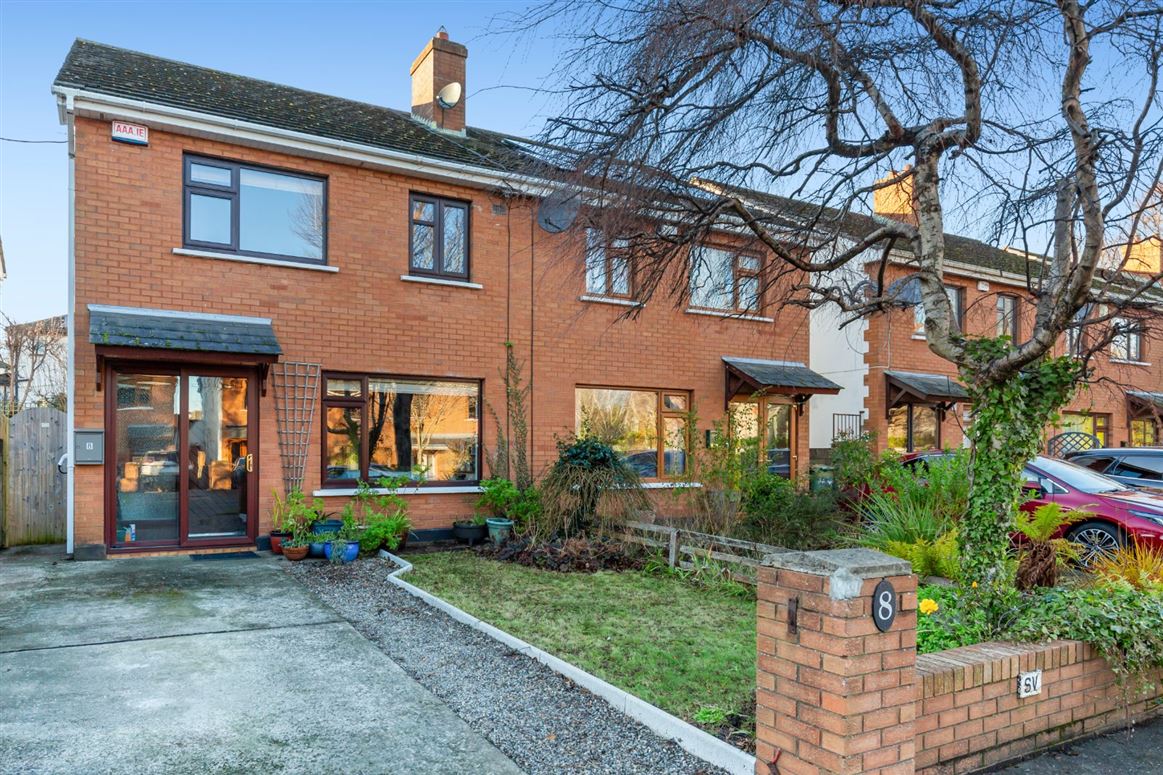 8 Holly Park, Shankill, Dublin 18