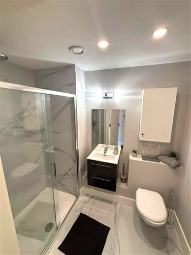 Apartment 3 The Gallery, Lenaboy Gardens, Salthill , Salthill, Galway