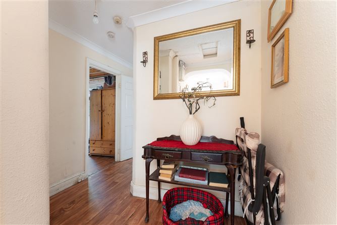 323 Mourne Road, Drimnagh, Dublin 12
