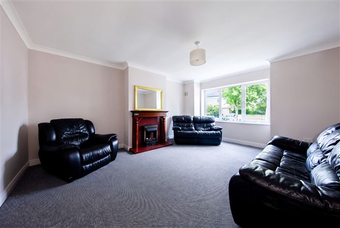 https://photos-a.propertyimages.ie/media/3/9/5/5017593/79a385c6-d970-4c7d-955f-3d7888e26f96_l.jpg