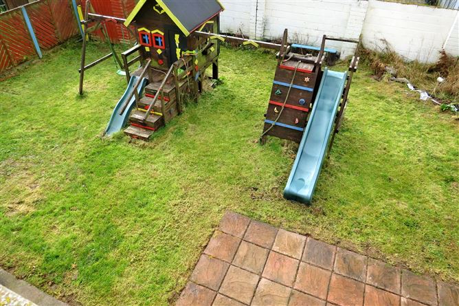 80 Orchard Heights, Charleville, Co. Cork
