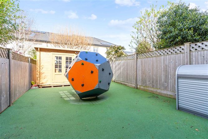 12 Marconi Crescent, Honey Park, Dun Laoghaire, Co. Dublin