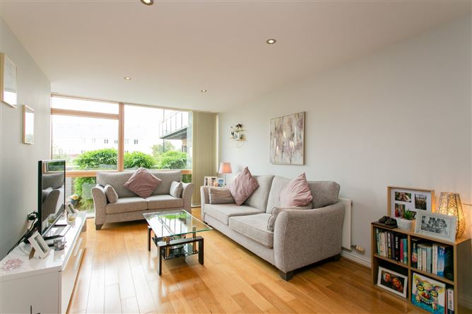 30 Hazelbrook, Kilmacud Road Upper, Dundrum, Dublin 14