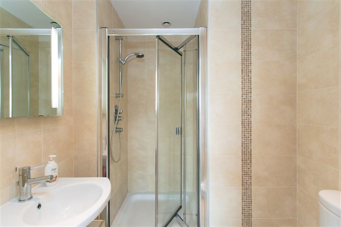 30 Hazelbrook, Kilmacud Road Upper, Dundrum, Dublin 14