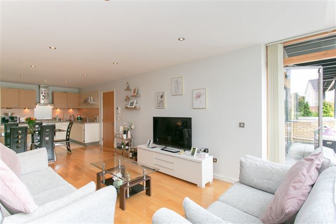 30 Hazelbrook, Kilmacud Road Upper, Dundrum, Dublin 14