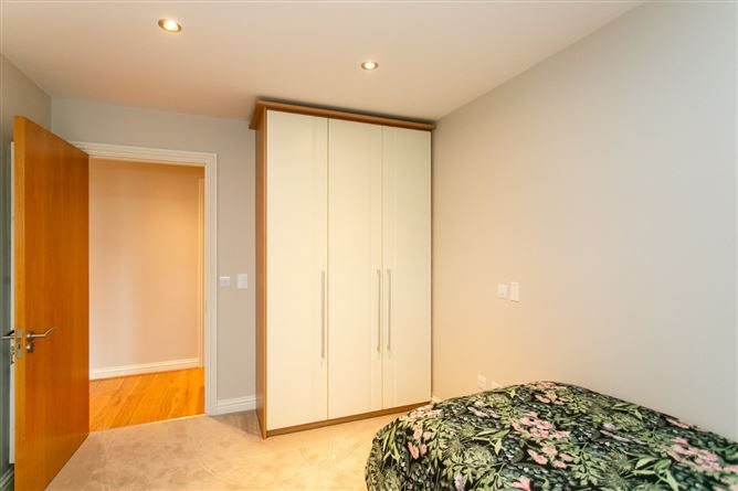 30 Hazelbrook, Kilmacud Road Upper, Dundrum, Dublin 14