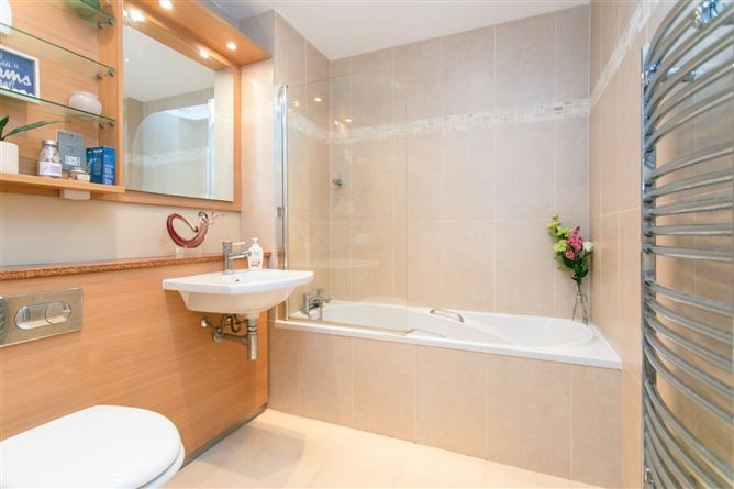 30 Hazelbrook, Kilmacud Road Upper, Dundrum, Dublin 14
