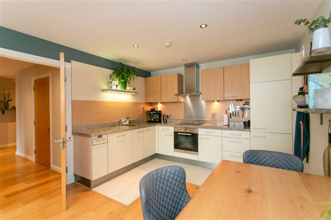 30 Hazelbrook, Kilmacud Road Upper, Dundrum, Dublin 14