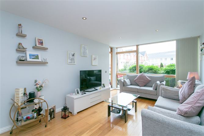 30 Hazelbrook, Kilmacud Road Upper, Dundrum, Dublin 14