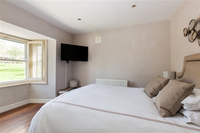 The Gate Lodge, Pelletstown Manor, River Road, Ashtown