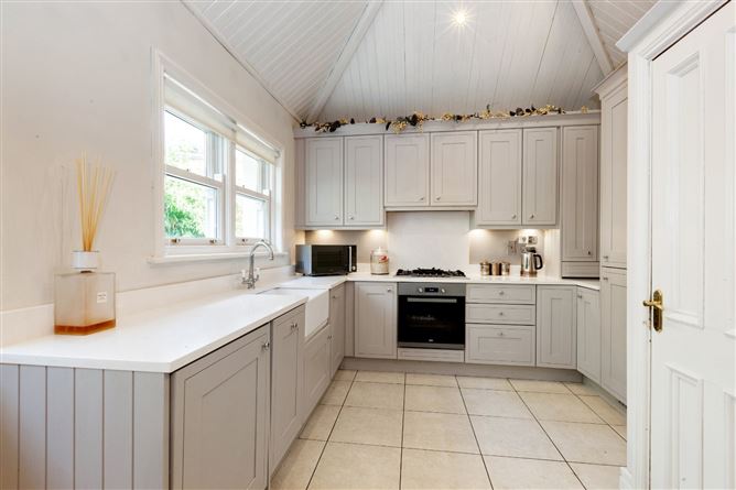 The Gate Lodge, Pelletstown Manor, River Road, Ashtown