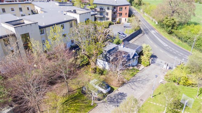 The Gate Lodge, Pelletstown Manor, River Road, Ashtown