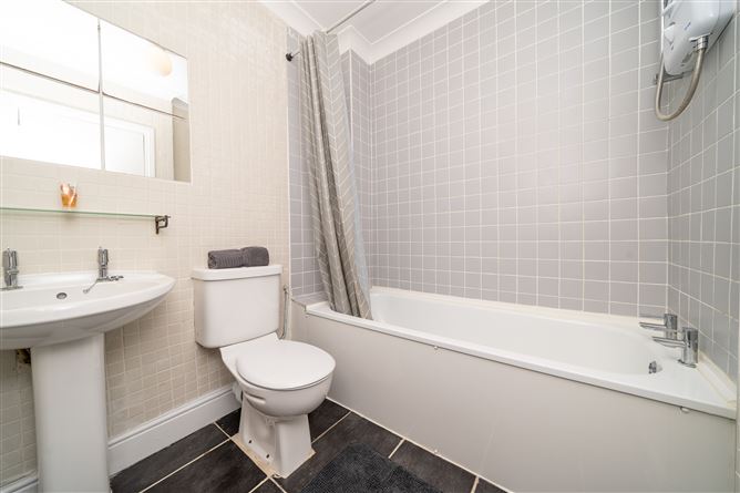 33 Pier 19, Usher's Island, South City Centre - D8, Dublin 8
