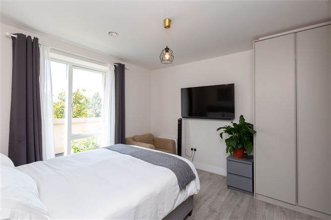 22 Sycamore Hall, Clay Farm, Leopardstown, Dublin 18